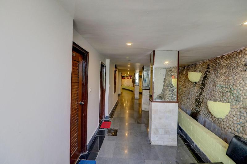 Fabhotel F9 Mall Road image