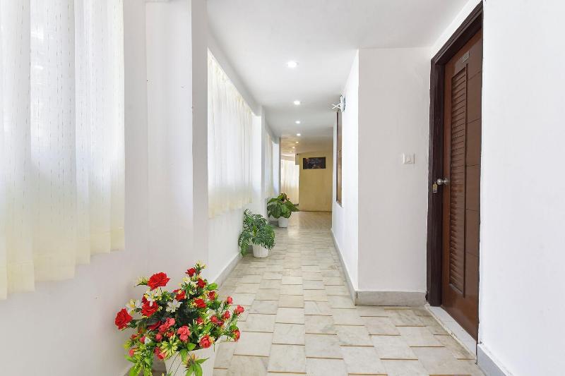 Fabhotel F9 Mall Road image