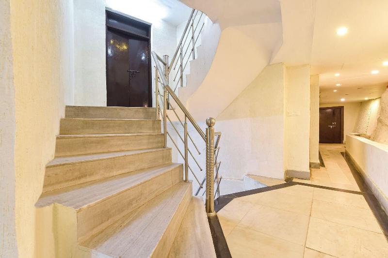 Fabhotel F9 Mall Road image