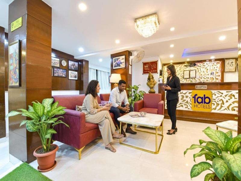 Fabhotel F9 Mall Road image