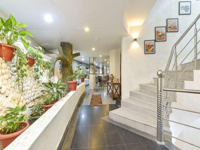 Fabhotel F9 Mall Road image