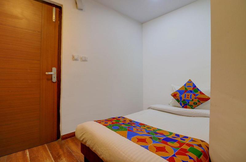 Fabhotel F9 Mall Road image