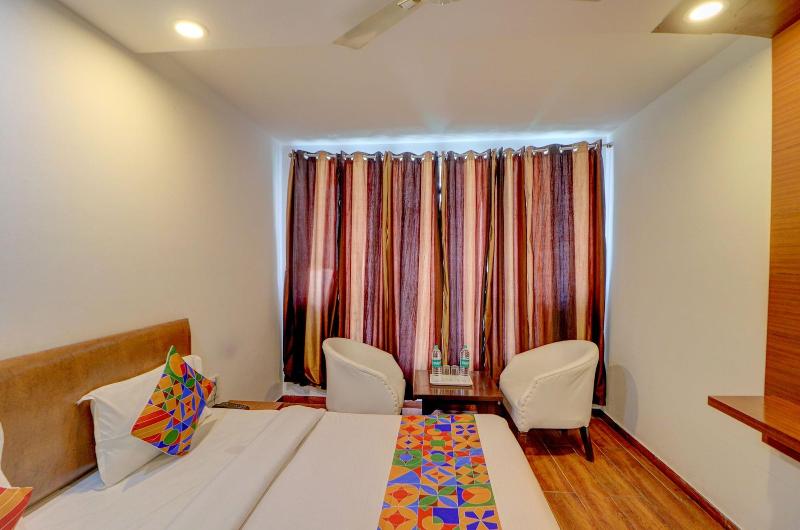 Fabhotel F9 Mall Road image