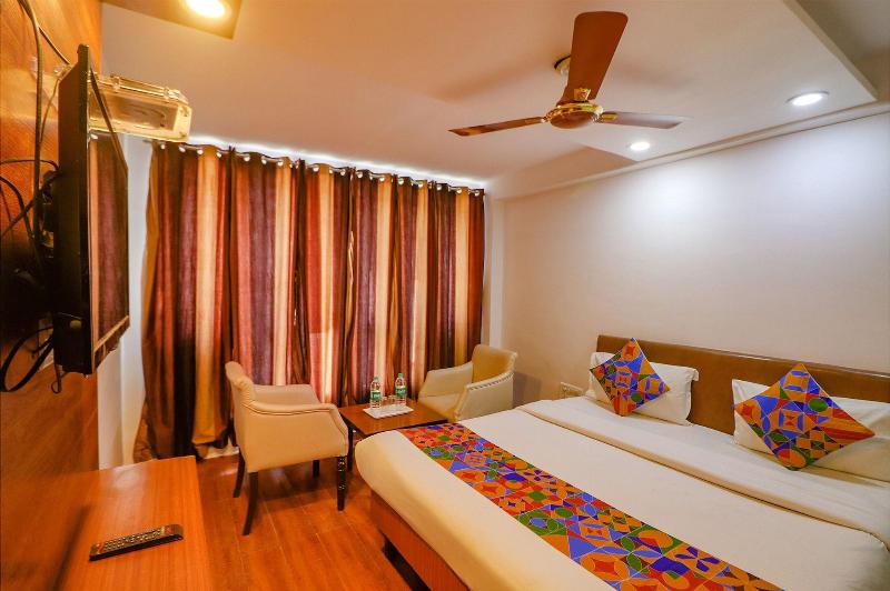 Fabhotel F9 Mall Road image