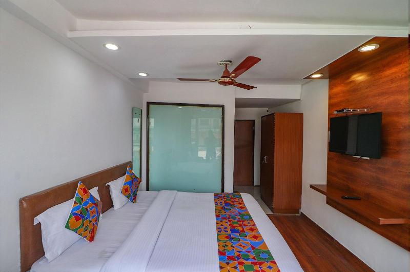 Fabhotel F9 Mall Road image