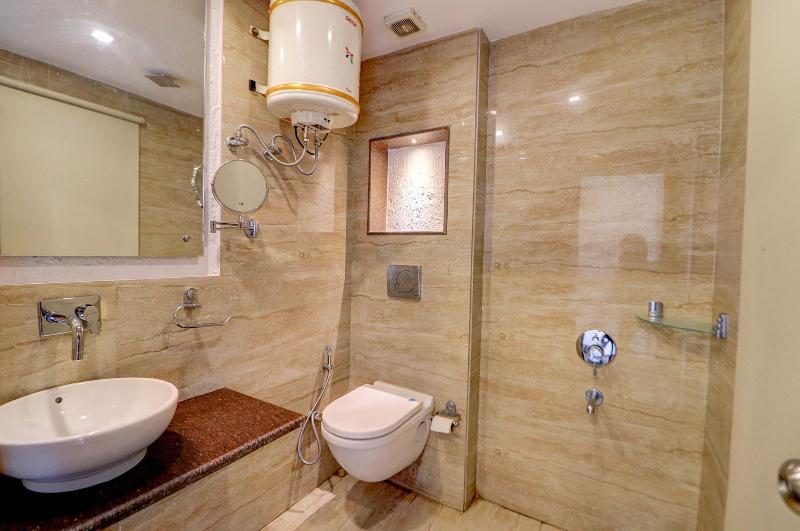 Fabhotel F9 Mall Road image