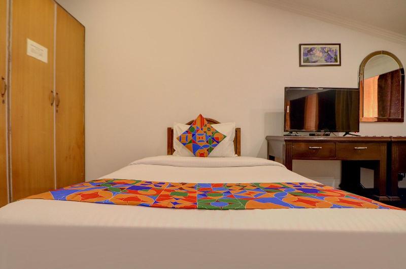 Fabhotel F9 Mall Road image