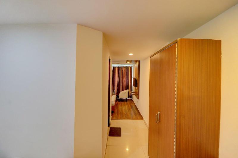 Fabhotel F9 Mall Road image
