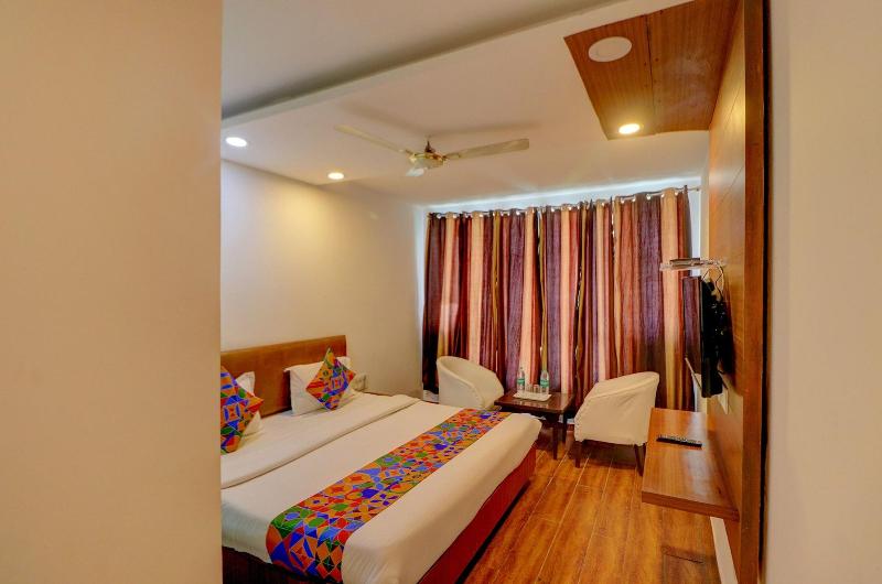 Fabhotel F9 Mall Road image