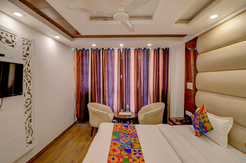 Fabhotel F9 Mall Road image