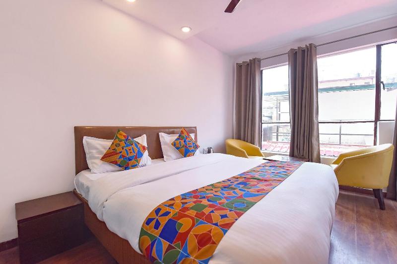 Fabhotel F9 Mall Road image