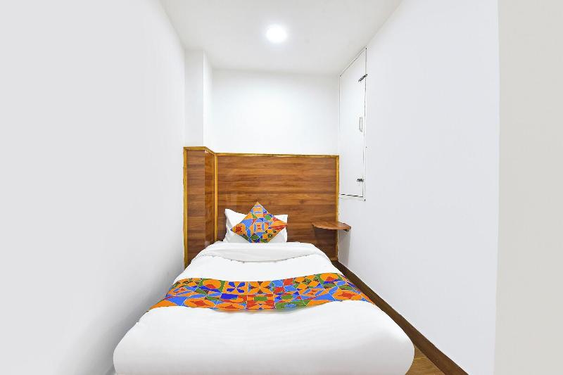 Fabhotel F9 Mall Road image