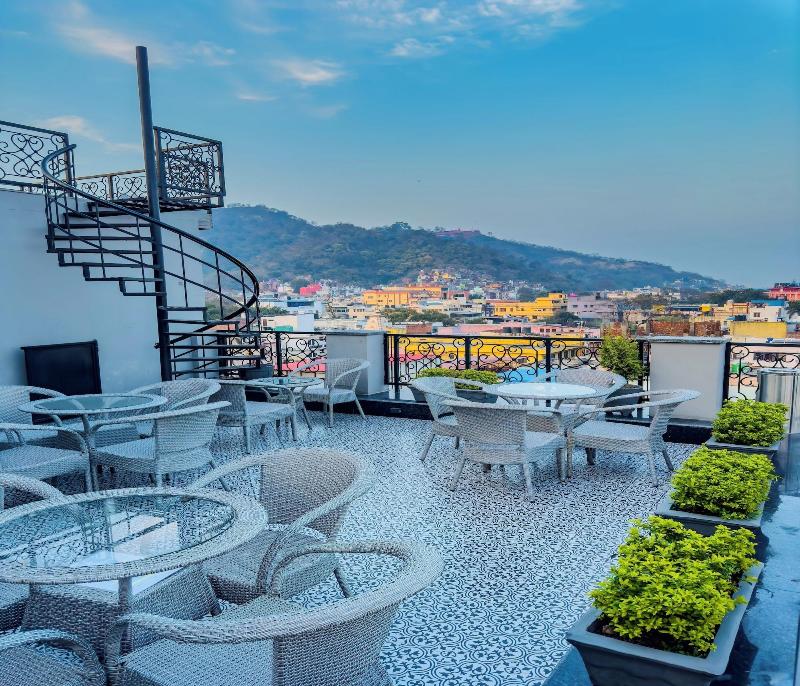 Hotel Wonder Hills @ Har Ki Pauri Road Haridwar image