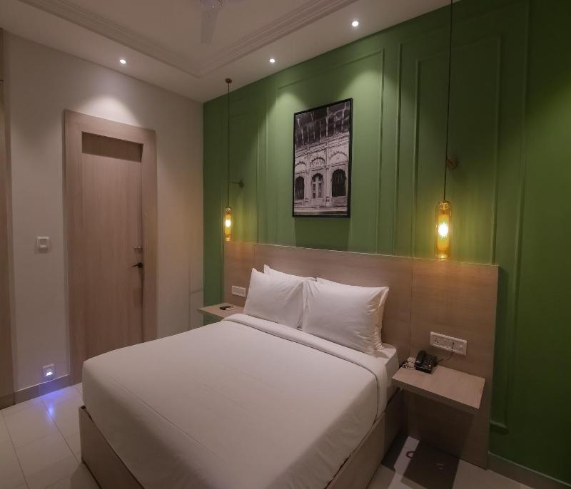 Hotel Wonder Hills @ Har Ki Pauri Road Haridwar image