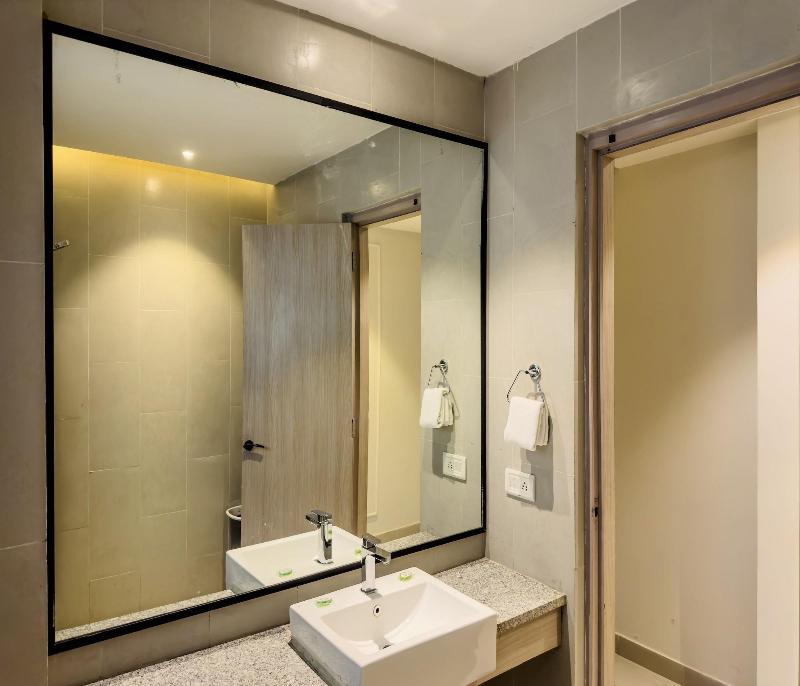 Hotel Wonder Hills @ Har Ki Pauri Road Haridwar image