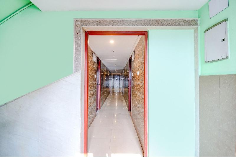Fabhotel Raj Darbar image