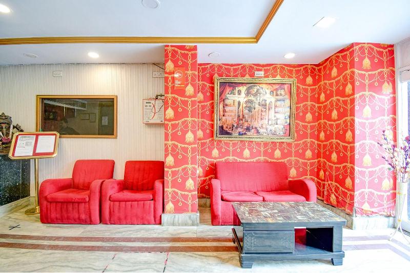 Fabhotel Raj Darbar image