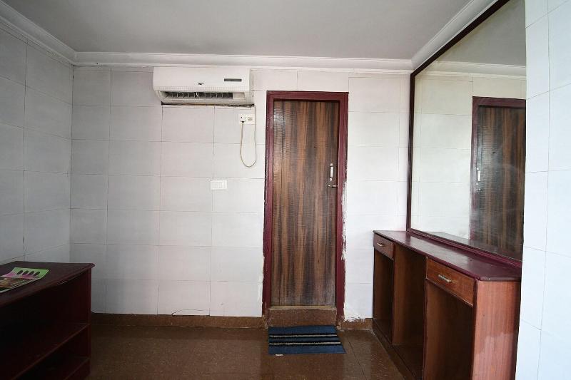 Fabhotel Raj Darbar image