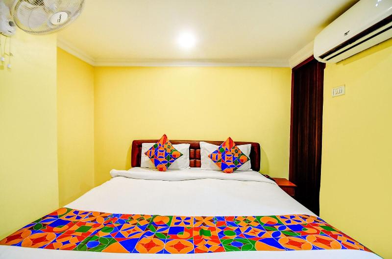 Fabhotel Raj Darbar image