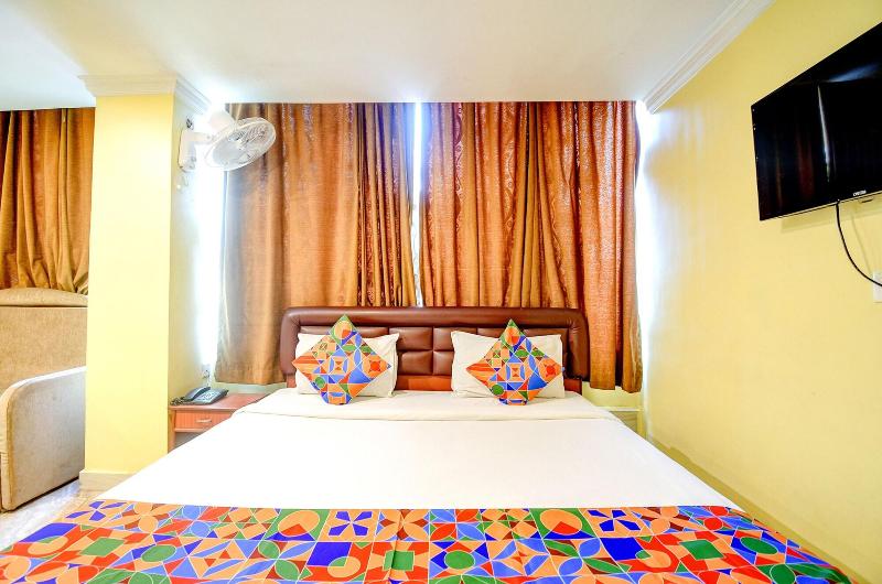 Fabhotel Raj Darbar image