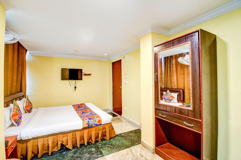 Fabhotel Raj Darbar image