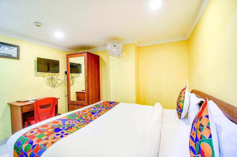 Fabhotel Raj Darbar image