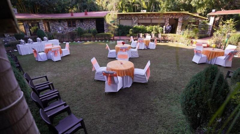 Hr Dukes Den Resort