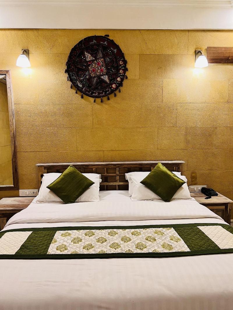 Hotel Garh Villa image