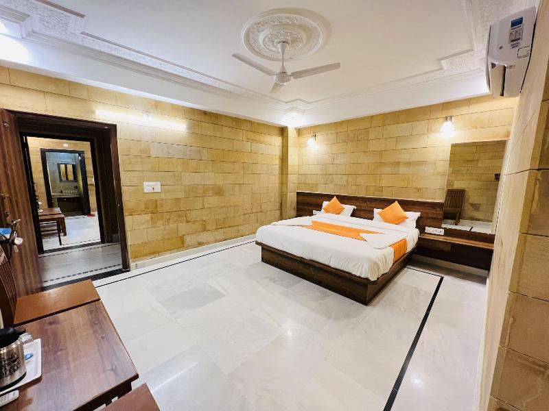Hotel Garh Villa image