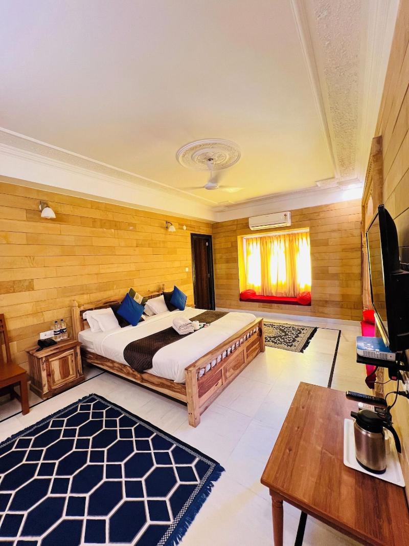 Hotel Garh Villa image