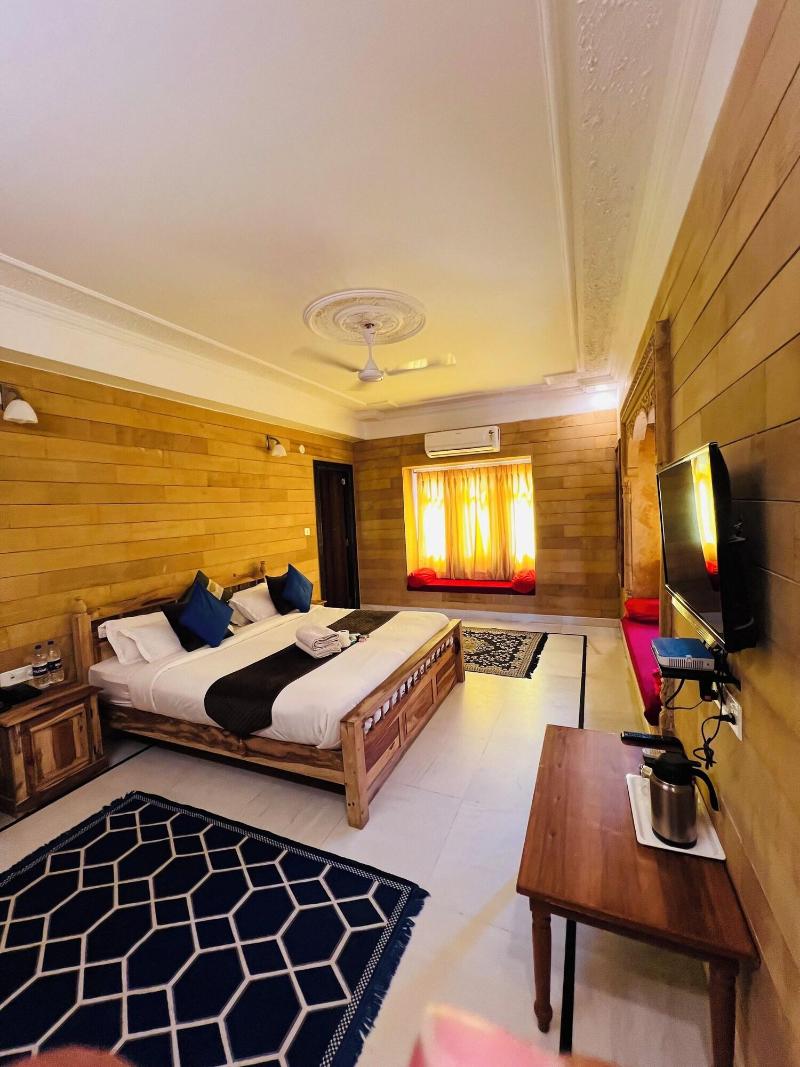Hotel Garh Villa image