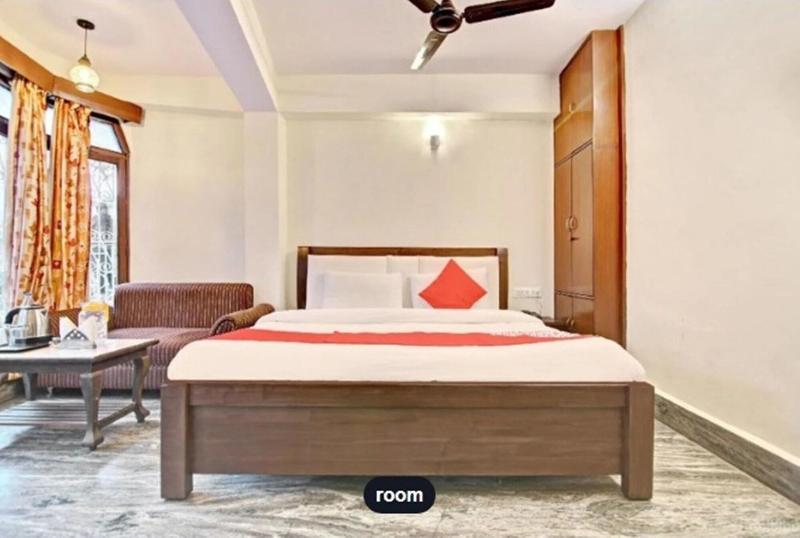 Oak Shade Hotel image
