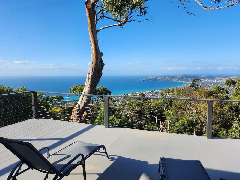Arthurs Holiday Villa image