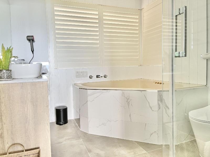 Arthurs Holiday Villa image