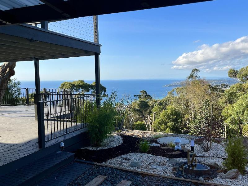 Arthurs Holiday Villa image