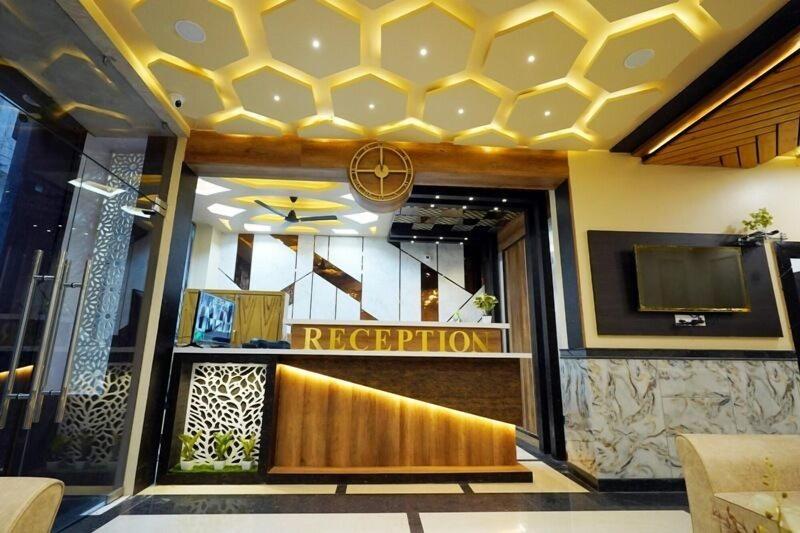 Hotel Alishaan image