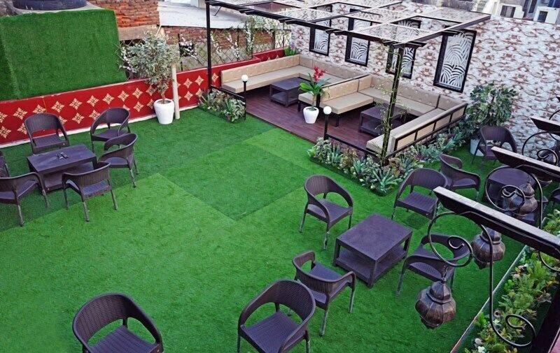 Hotel Alishaan image