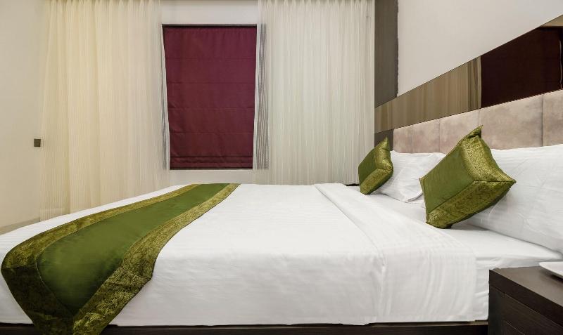 Hotel Oyster Suite image