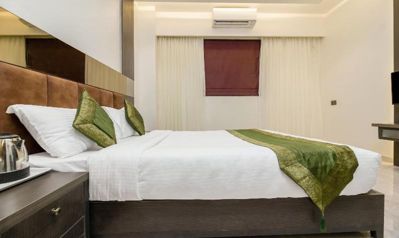 Hotel Oyster Suite image