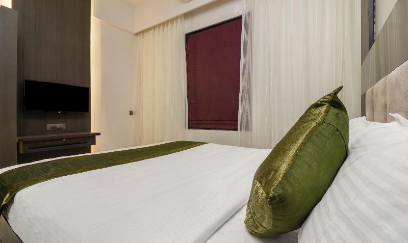 Hotel Oyster Suite image