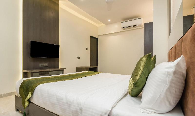Hotel Oyster Suite image