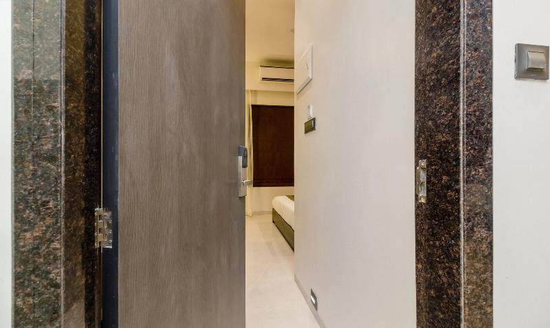 Hotel Oyster Suite image