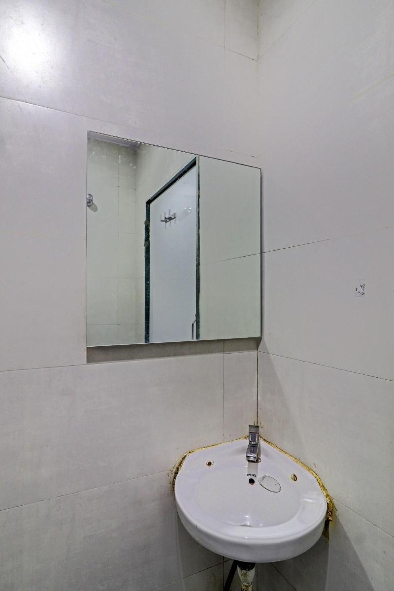 Hotel Oyster Suite image
