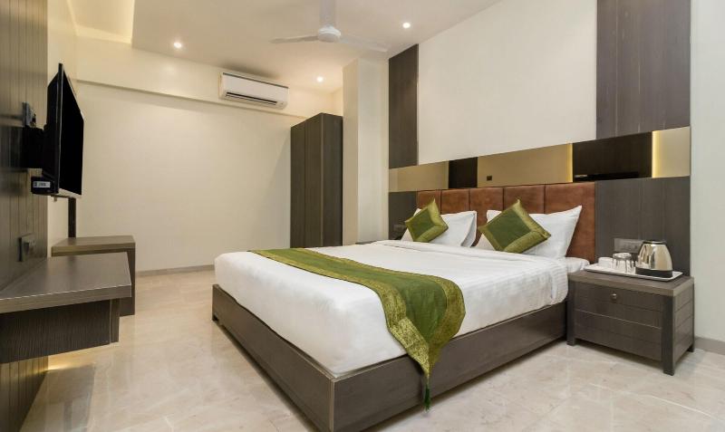 Hotel Oyster Suite image