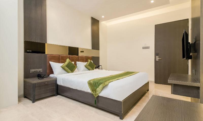 Hotel Oyster Suite image