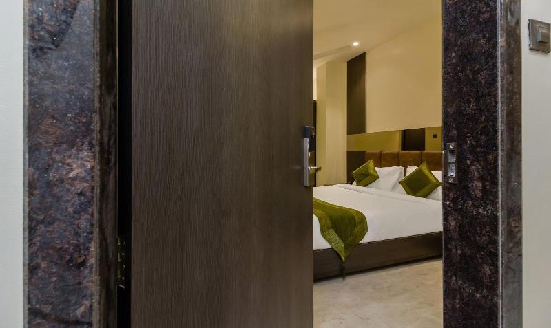 Hotel Oyster Suite image