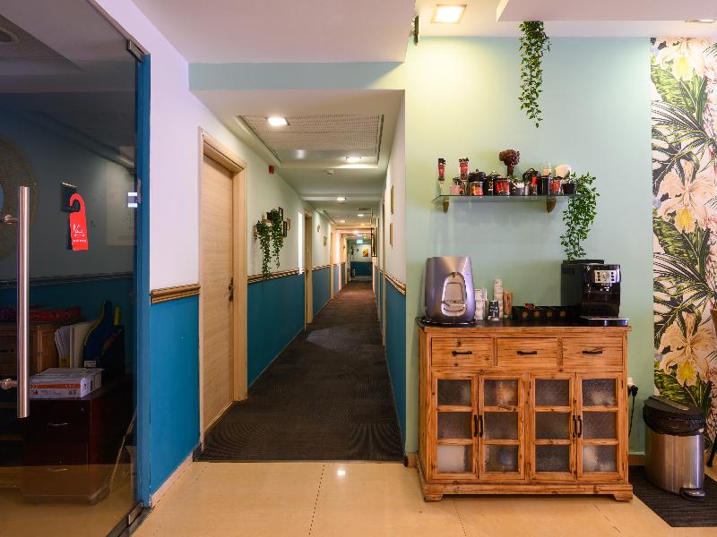 Marina Beach Hotel image