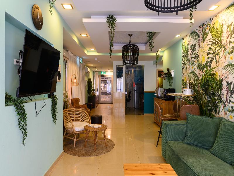 Marina Beach Hotel image