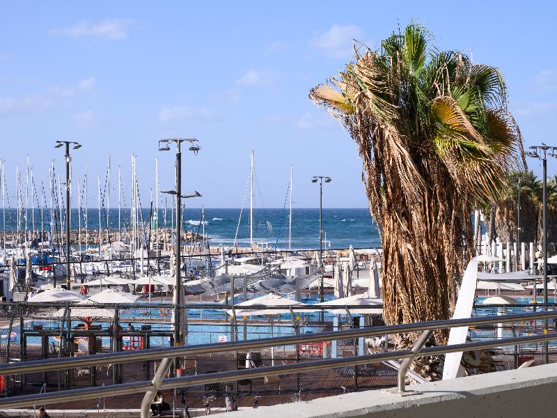 Marina Beach Hotel image