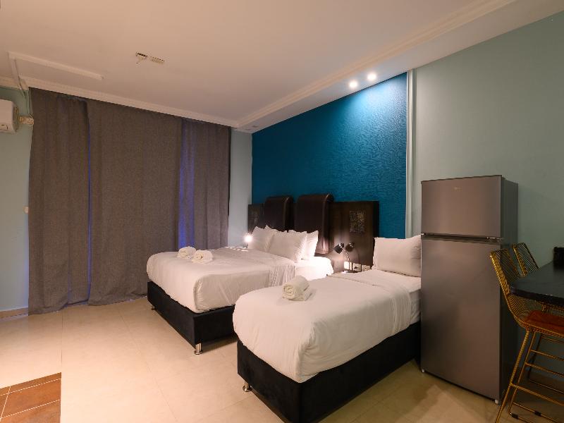 Marina Beach Hotel image
